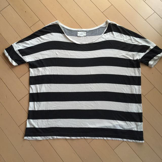 ZARA(ザラ)のZARA ボーダーカットソー Ｍ レディースのトップス(カットソー(半袖/袖なし))の商品写真