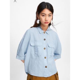 ザラ(ZARA)のポケット付きシャツ(Tシャツ/カットソー(半袖/袖なし))