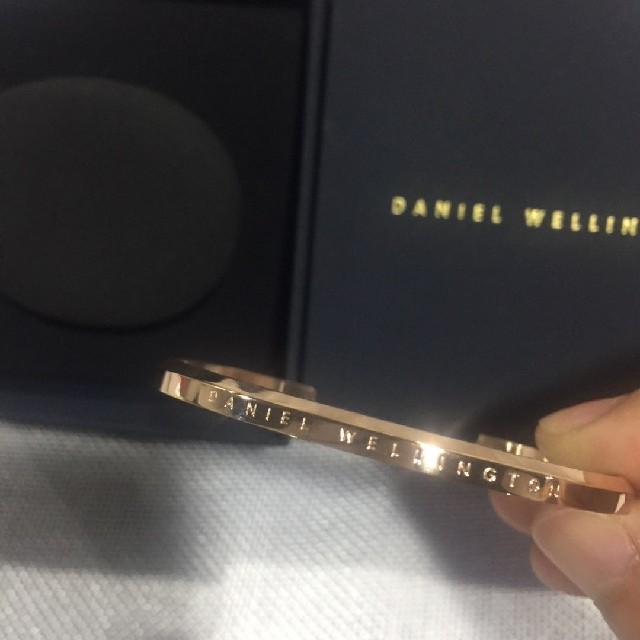 Daniel Wellington(ダニエルウェリントン)のダニエルウェリントン　コールド　S レディースのアクセサリー(ブレスレット/バングル)の商品写真