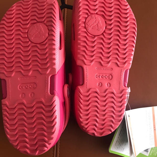 crocs(クロックス)のcrocs  サンダル  19.5 キッズ/ベビー/マタニティのキッズ靴/シューズ(15cm~)(サンダル)の商品写真