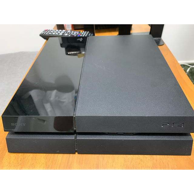 PlayStation4(プレイステーション4)のあぽーと様専用 エンタメ/ホビーのゲームソフト/ゲーム機本体(家庭用ゲーム機本体)の商品写真