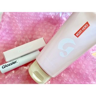 セフォラ(Sephora)の【Glossier】リップ yuksi様(リップケア/リップクリーム)