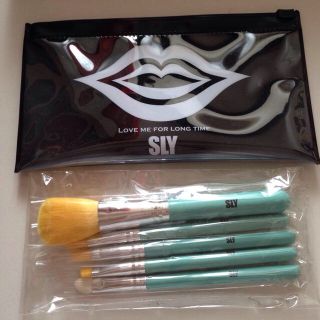 スライ(SLY)のSLYノベルティ メイクブラシセット(その他)