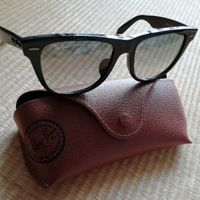 送料無料　RayBan　WAYFARER