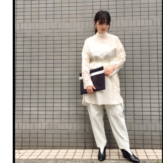 ENFOLD♡すずしげミルクグリーンカラーの太めワイドパンツ