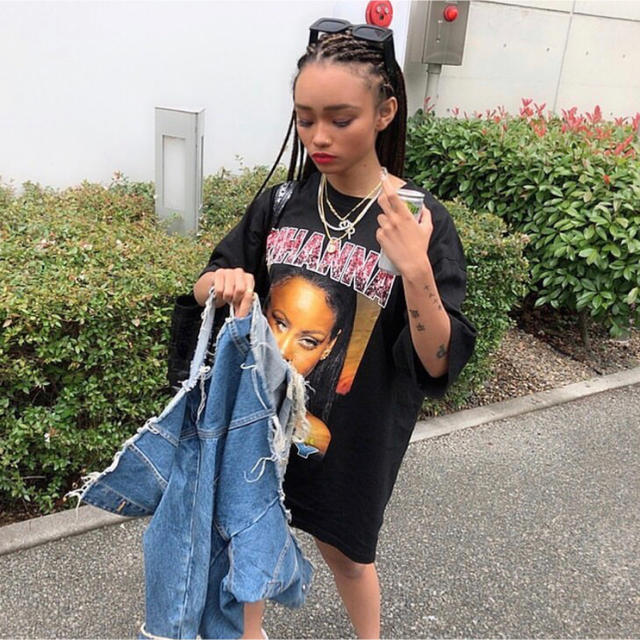 rihanna t ラップt リアーナ | フリマアプリ ラクマ