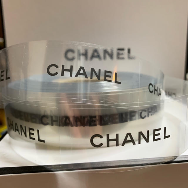 CHANEL(シャネル)のCHANEL クリア ステッカー 5枚 ハンドメイドの文具/ステーショナリー(しおり/ステッカー)の商品写真