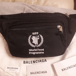 バレンシアガ(Balenciaga)のBALENCIAGA　ショルダー　ボディバッグ　黒白　バレンシアガ(ウエストポーチ)