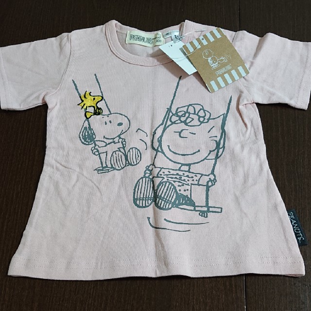 ピーナッツ SNOOPY Tシャツ 90㎝新品未使用 キッズ/ベビー/マタニティのキッズ服女の子用(90cm~)(Tシャツ/カットソー)の商品写真