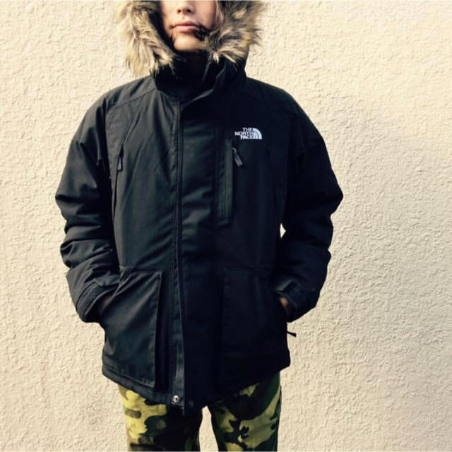 ナイロン100％裏THE NORTH FACE  ノースフェイス  エレバス ダウンジャケット