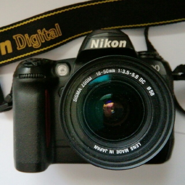 Nikon デジタルカメラD100 　ズームレンズ2本