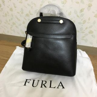 FURLA  バックパック Piper - 黒フルラパイパーリュック ブラック