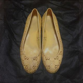 グッチ(GUCCI)の最終値下げ！GUCCI☆イエローラバー(サンダル)