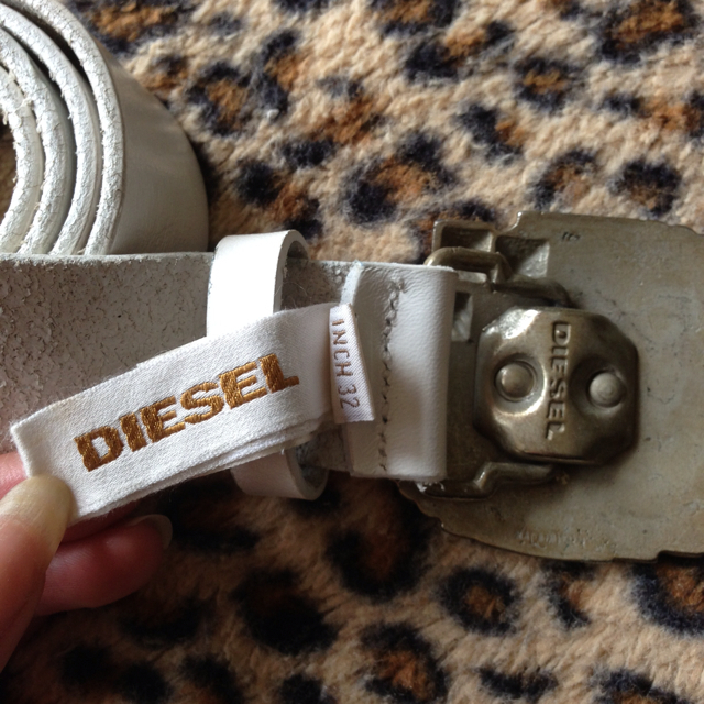 DIESEL(ディーゼル)のDIESEL ベルト レディースのファッション小物(ベルト)の商品写真