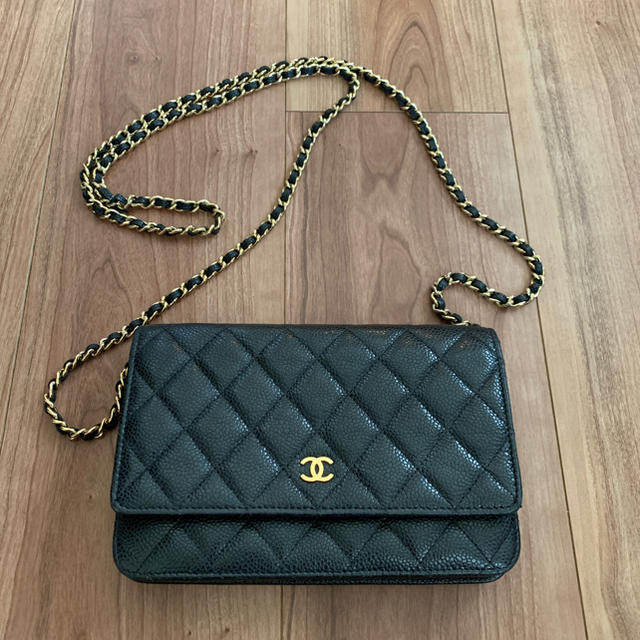 CHANEL(シャネル)の★CHANEL★チェーンウォレット レディースのバッグ(ショルダーバッグ)の商品写真