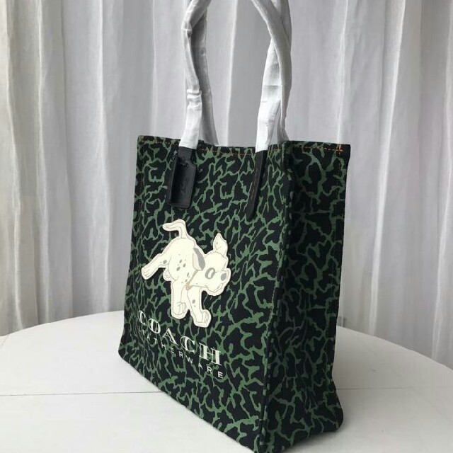 COACH コーチ　DISNEY ショルダーバッグバッグ