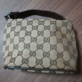 グッチ(Gucci)の専用　アクセサリーポーチ　GUCCI(ポーチ)