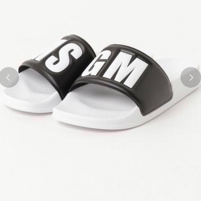 MSGM(エムエスジイエム)の専用　MSGM(エムエスジーエム) 37サイズシャワーサンダル レディースの靴/シューズ(サンダル)の商品写真