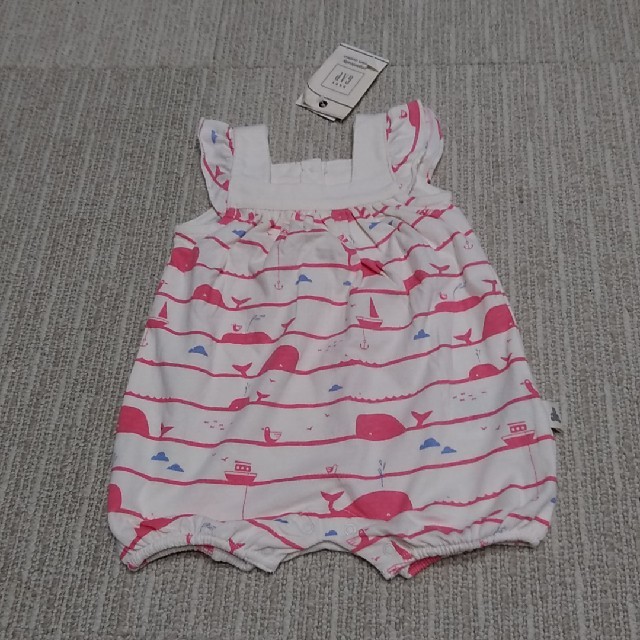 babyGAP(ベビーギャップ)のbaby GAP ワンピース クジラ 50 キッズ/ベビー/マタニティのベビー服(~85cm)(ワンピース)の商品写真