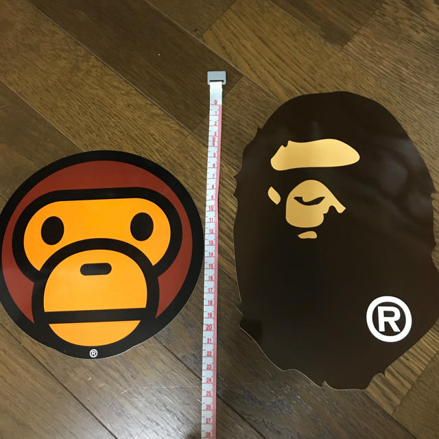 A BATHING APE(アベイシングエイプ)のかーくん様専用 会員限定 ステッカー 2枚セット エンタメ/ホビーのコレクション(ノベルティグッズ)の商品写真