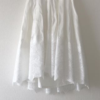 アンドクチュール(And Couture)のAndcouture メッシュ フラワー チュール スカート ホワイト 花柄(ひざ丈スカート)