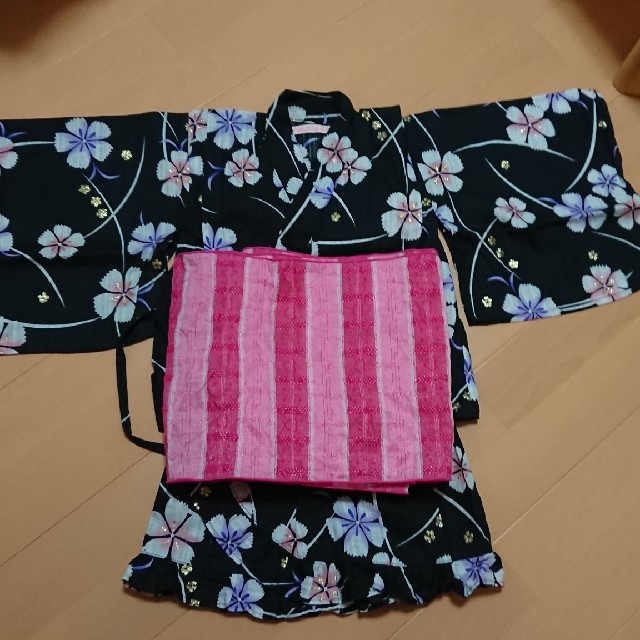 浴衣 100㎝ キッズ/ベビー/マタニティのキッズ服女の子用(90cm~)(甚平/浴衣)の商品写真