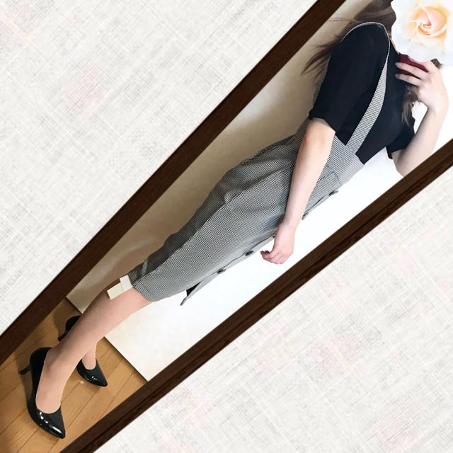 RESEXXY(リゼクシー)のリブカットソー×RESEXXY千鳥柄ミディスカート コーデ♡ レディースのスカート(ひざ丈スカート)の商品写真