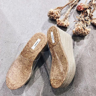 アメリヴィンテージ(Ameri VINTAGE)のAmeri CLEAR WEDGE SOLE SANDAL(サンダル)