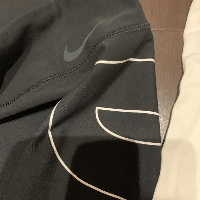 NIKE(ナイキ)のもよん様専用。NIKEナイキセット レディースのトップス(Tシャツ(半袖/袖なし))の商品写真