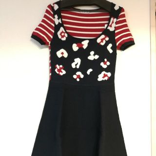 レッドヴァレンティノ(RED VALENTINO)のレッドヴァレンティノ　ニットワンピース(ミニワンピース)