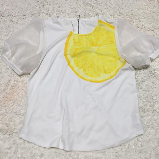 CHILD WOMAN(チャイルドウーマン)のCHILD WOMAN 輪切りレモンT レディースのトップス(シャツ/ブラウス(半袖/袖なし))の商品写真