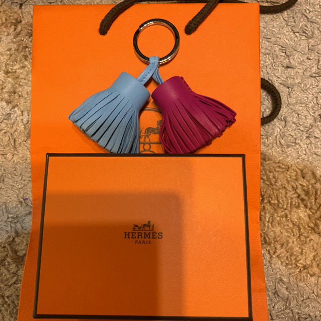 エルメス カルメン ウノドス HERMES キーホルダー 専用！