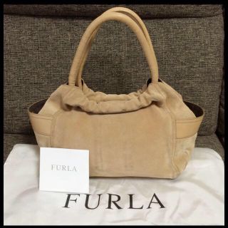 フルラ(Furla)のフルラ✨上質スエードバッグ(ハンドバッグ)