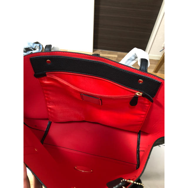 COACH - 新品未使用品 正規品 コーチ coach トートバッグ バック ブラック レッド COACH - 新品未使用品 正規品 コーチ coach トートバッグ バック ブラック レッド