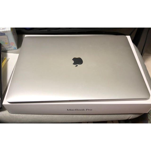 Macbook Pro 2018 15インチ Core i9