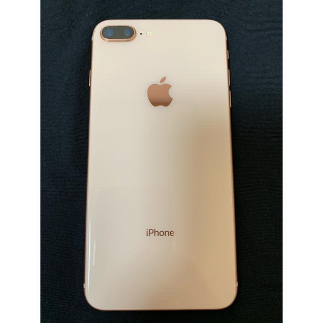 iPhone(アイフォーン)のiPhone8plus 本体 スマホ/家電/カメラのスマートフォン/携帯電話(スマートフォン本体)の商品写真