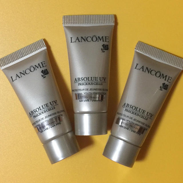 LANCOME(ランコム)のランコム アプソリュプレシャスセルUV 5ml  3個セット コスメ/美容のベースメイク/化粧品(化粧下地)の商品写真