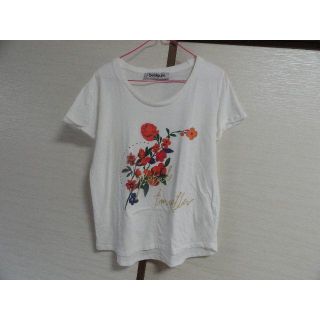 デシグアル(DESIGUAL)の8/11まで値下げ★美品★お花が可愛い♡　デシグアル　Ｔシャツ(Tシャツ(半袖/袖なし))