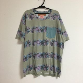 クリフメイヤー(KRIFF MAYER)のKRIFF MAYER クリフメイヤー ポケT 花柄(Tシャツ/カットソー(半袖/袖なし))