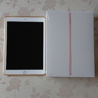 アイパッド(iPad)のiPad 9.7インチ 第6世代 Wi-Fiモデル 32GB 2018年春モデル(タブレット)