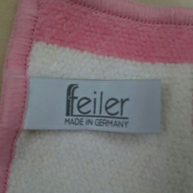 FEILER(フェイラー)のスタイ よだれ掛け セット feiler キッズ/ベビー/マタニティのこども用ファッション小物(ベビースタイ/よだれかけ)の商品写真