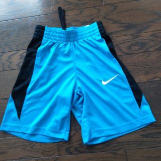 ナイキ(NIKE)のキッズNIKE　130〜140㌢(パンツ/スパッツ)