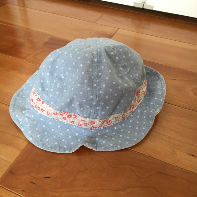 西松屋(ニシマツヤ)のベビー帽子48cm キッズ/ベビー/マタニティのこども用ファッション小物(帽子)の商品写真
