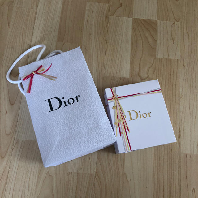 Dior(ディオール)のDior リップ マキシマイザー 002 アプリコット コスメ/美容のベースメイク/化粧品(リップグロス)の商品写真