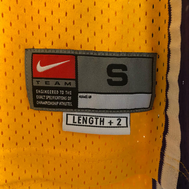 NIKE(ナイキ)のLAKERS ギブス PAYTON スポーツ/アウトドアのスポーツ/アウトドア その他(バスケットボール)の商品写真