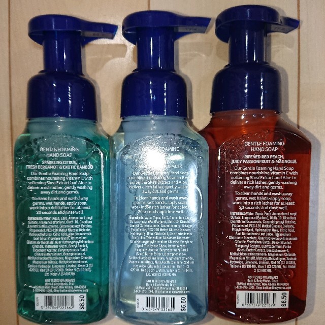 Bath & Body Works(バスアンドボディーワークス)の【新品】大人気の3本セット☆バスアンドボディワークス 泡ハンドソープ コスメ/美容のボディケア(ボディソープ/石鹸)の商品写真