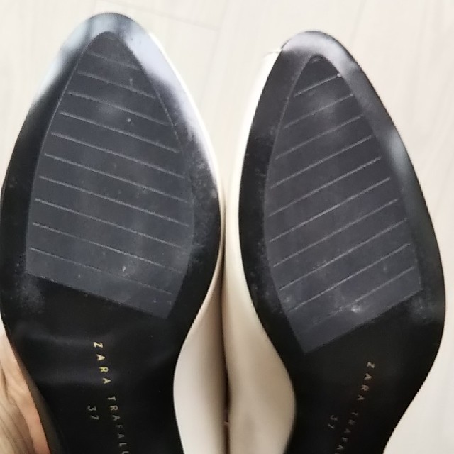 ZARA(ザラ)のZARAバイカラーミュール 黒白 レディースの靴/シューズ(ミュール)の商品写真