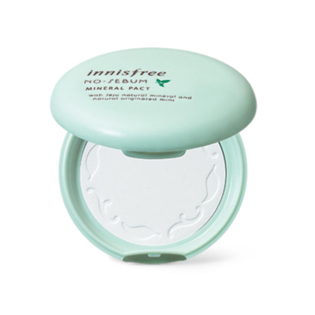 Innisfree(イニスフリー)の新品 イニスフリー ノーシーバム ミネラル パクト コスメ/美容のベースメイク/化粧品(フェイスパウダー)の商品写真