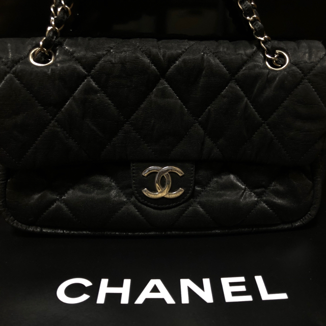 CHANEL(シャネル)の10日まで限定値下げ シャネル マトラッセ ダブルチェーン バッグ レディースのバッグ(ハンドバッグ)の商品写真