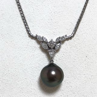 ミキモト(MIKIMOTO)のミキモト  K18  11.2㎜黒蝶×0.74ctダイヤ  ネックレス  逸品(ネックレス)